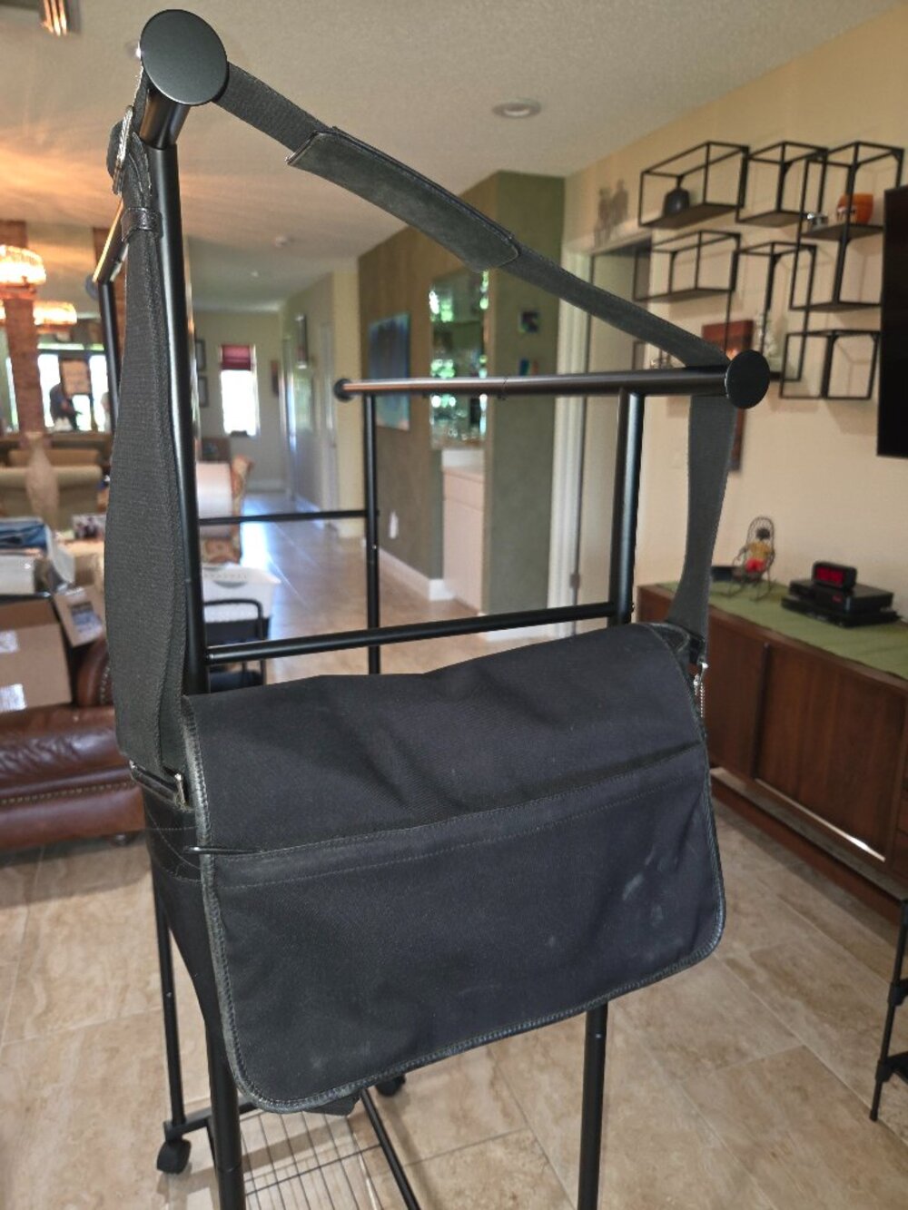 Coach Vintage Black Canvas Leather Trim Messenger Bag Computer Briefcase J15-641